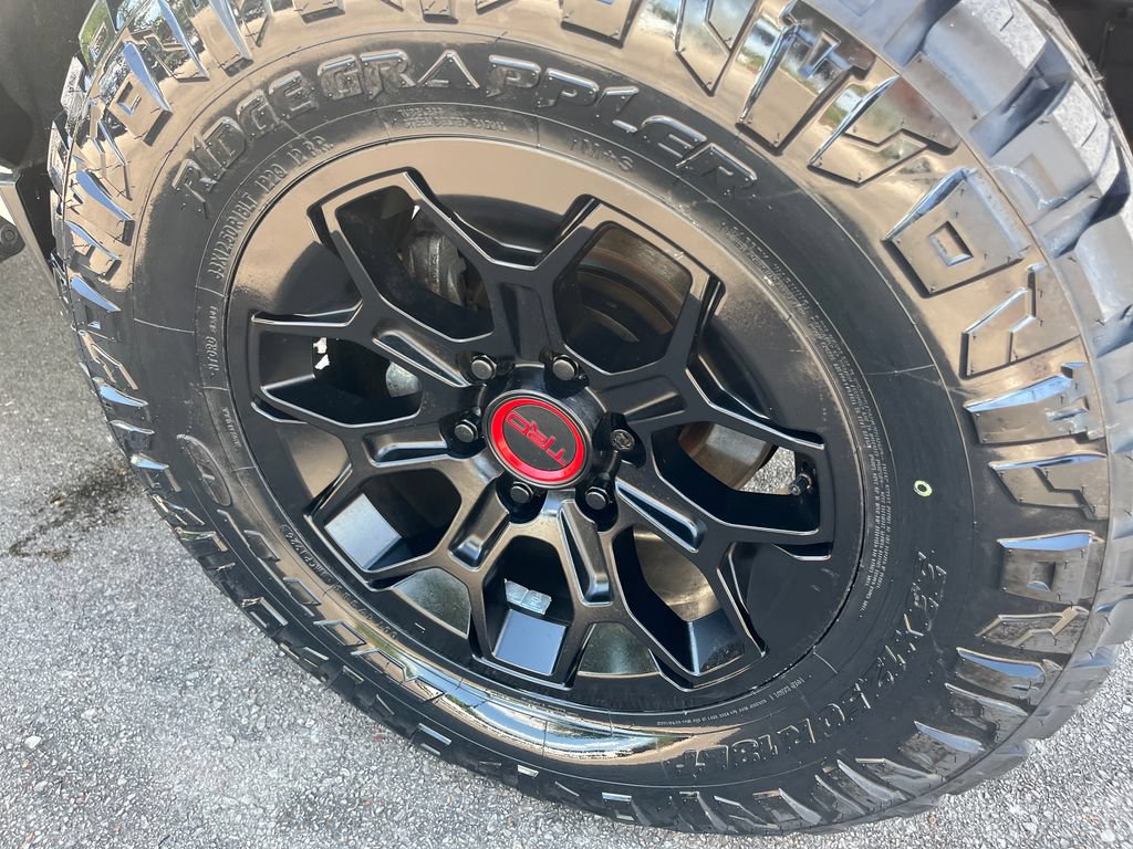 Used 2024 Toyota Tacoma TRD Pro AWD/4WD image 40