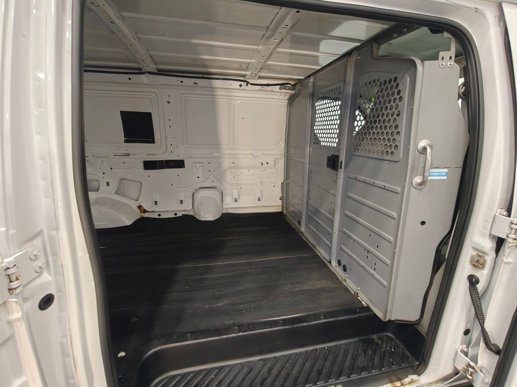 Used 2013 Ford E-250 and Econoline 250 w/ PWR Group RWD image 19