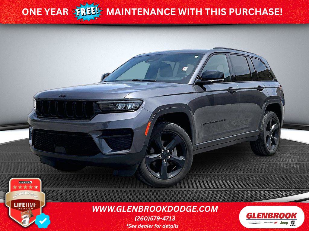 Used 2023 Jeep Grand Cherokee Altitude AWD/4WD image 1