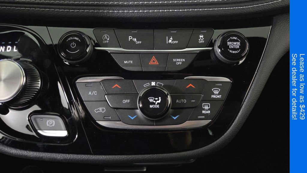 New 2025 Chrysler Pacifica Select w/ Fav Edition Package FWD image 27