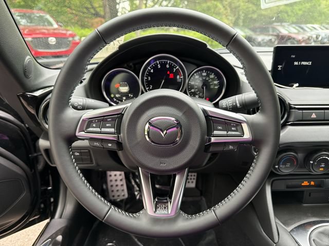 New 2026 MAZDA MX-5 Miata Club w/ Interior Package RWD image 14