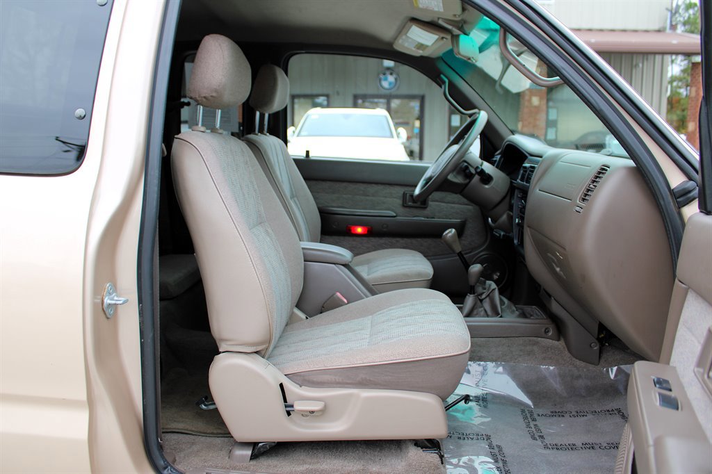 Used 1999 Toyota Tacoma 4x4 Xtracab V6 image 17