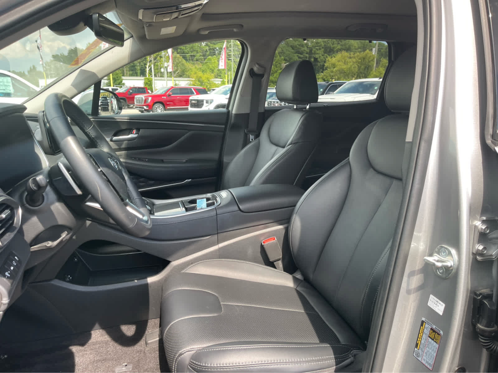 Used 2023 Hyundai Santa Fe SEL w/ Premium Package AWD/4WD image 12