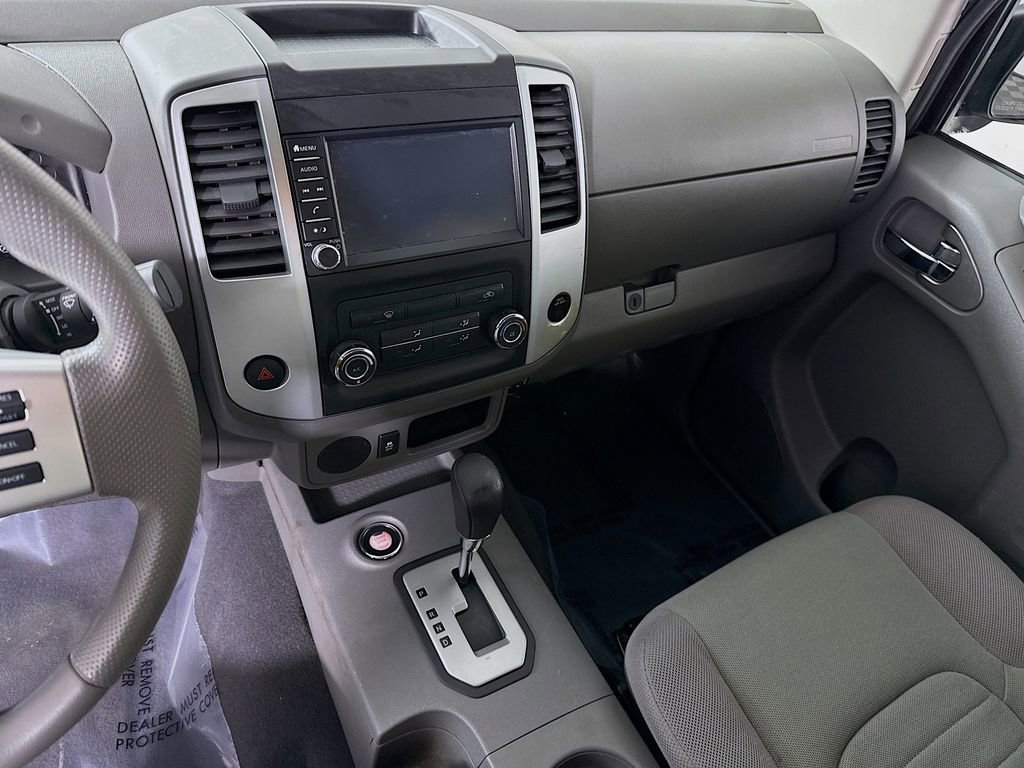 Used 2020 Nissan Frontier S image 24