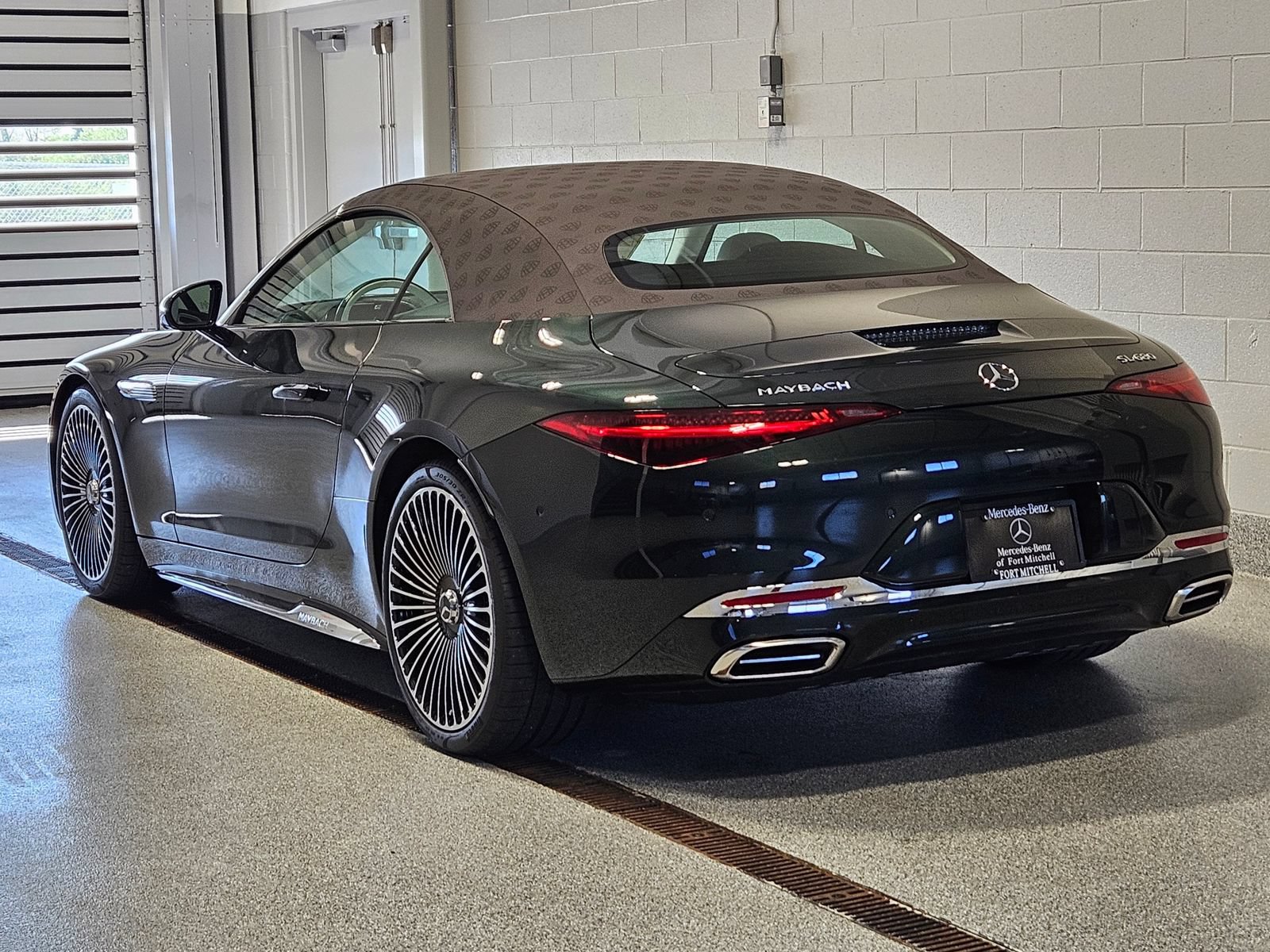 New 2026 Mercedes-Benz Maybach SL 680 image 11