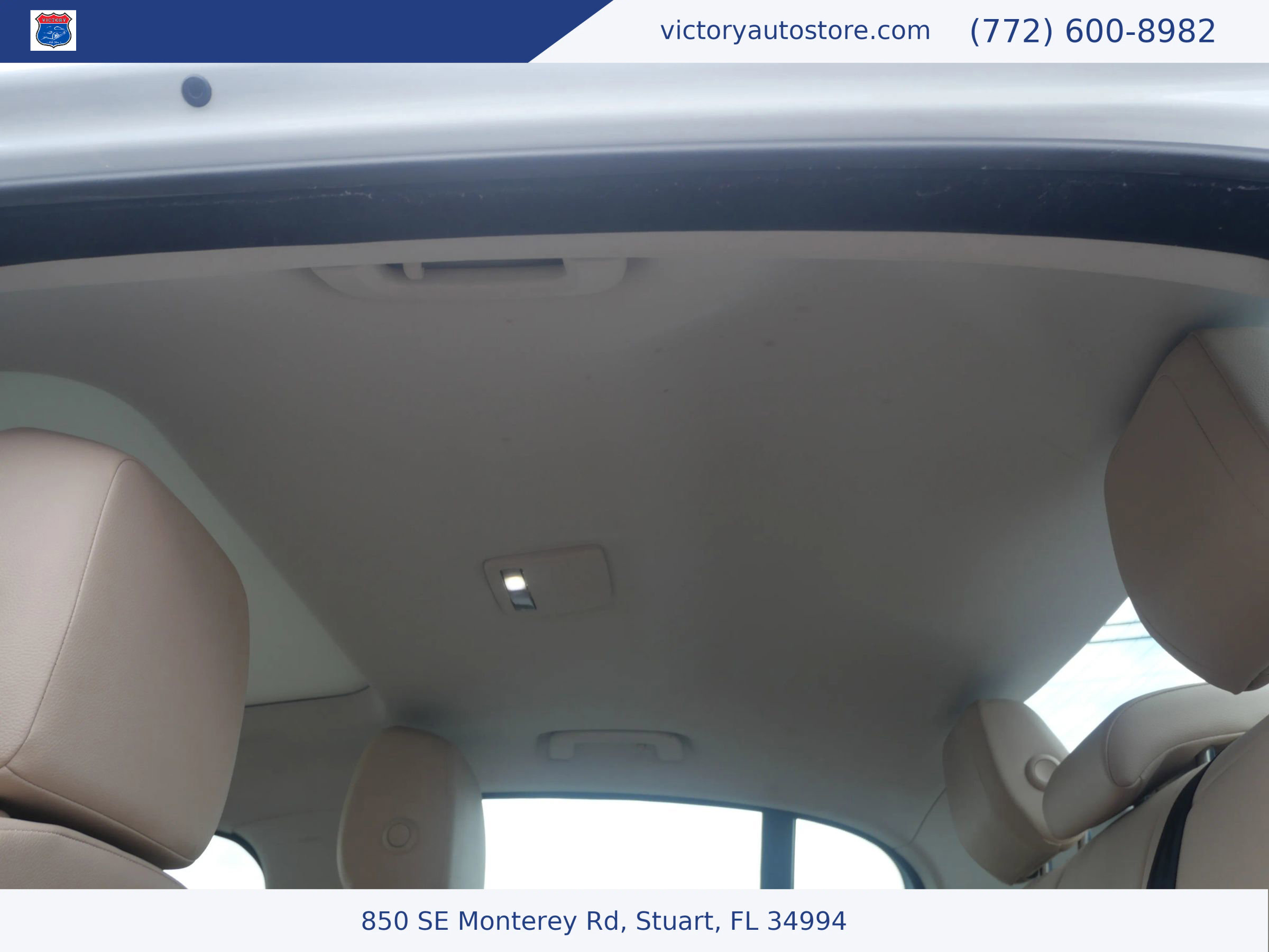 Used 2018 Jaguar XE image 38