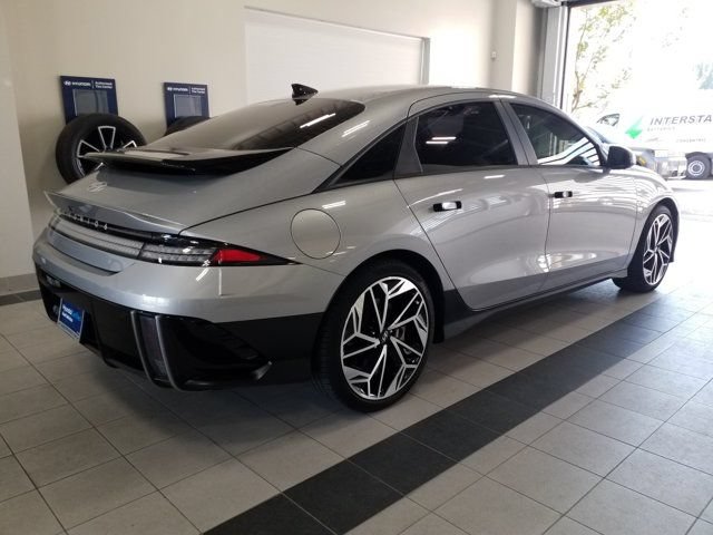 Certified 2024 Hyundai Ioniq 6 SEL AWD/4WD image 18
