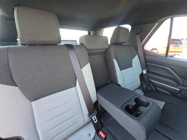 Used 2025 Toyota 4Runner 4WD image 16