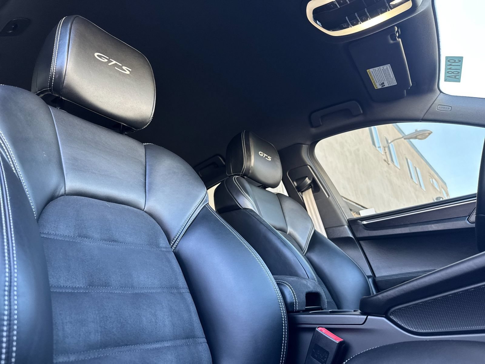Certified 2024 Porsche Macan GTS AWD/4WD image 19