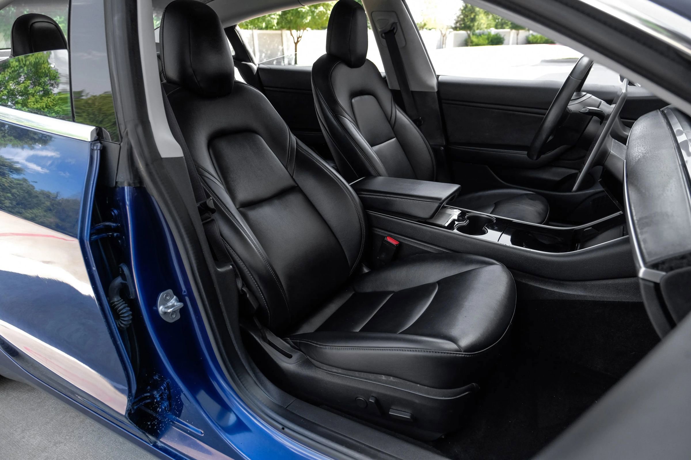 Used 2018 Tesla Model 3 Long Range image 30