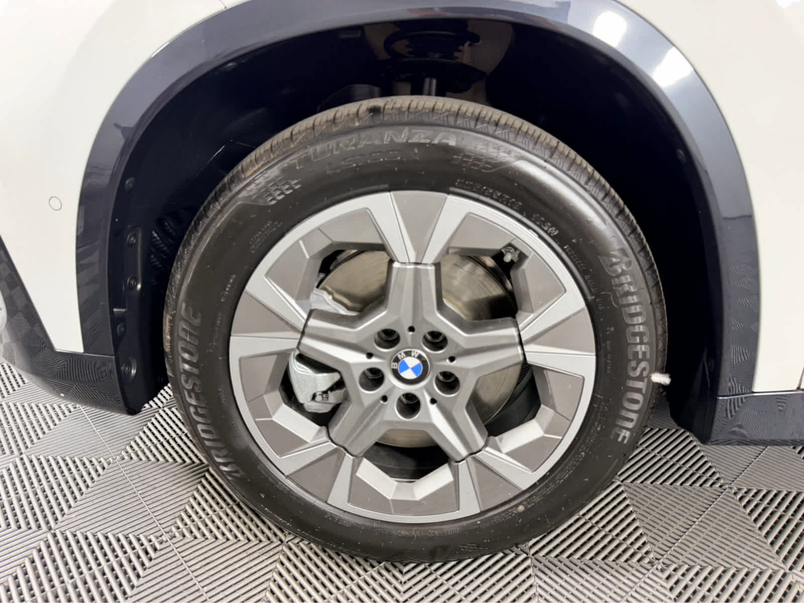 New 2027 BMW X1 xDrive28i AWD/4WD image 9