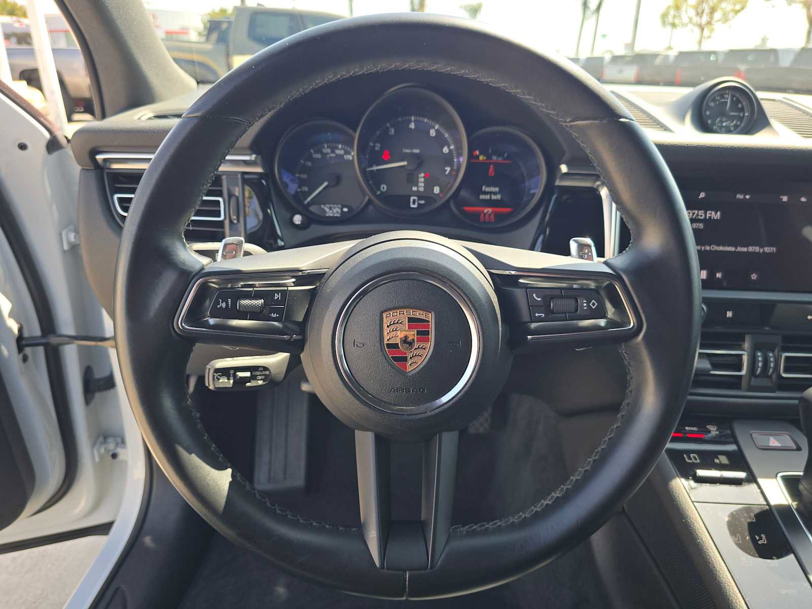 Used 2024 Porsche Macan AWD/4WD image 22