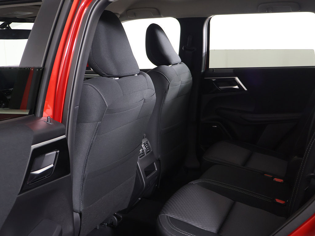 New 2026 Mitsubishi Outlander ES AWD/4WD image 28