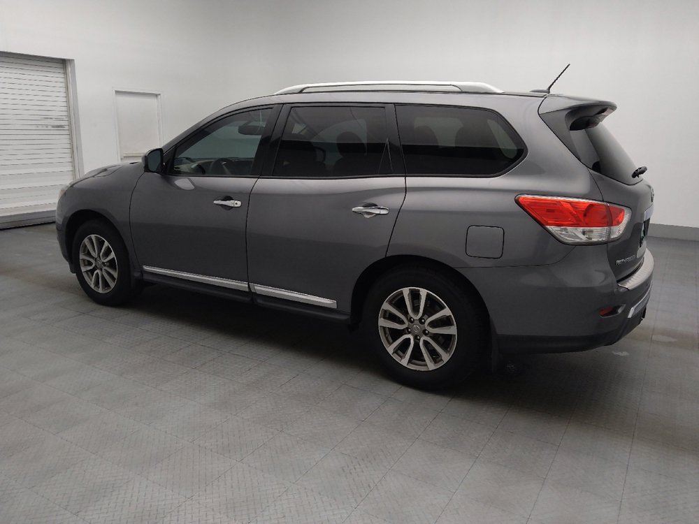 Used 2016 Nissan Pathfinder SL w/ SL Premium Package FWD image 3