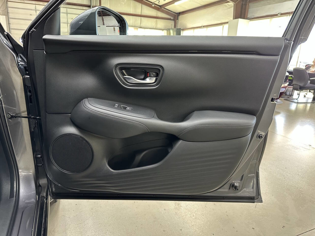 Used 2024 Honda HR-V EX-L image 16