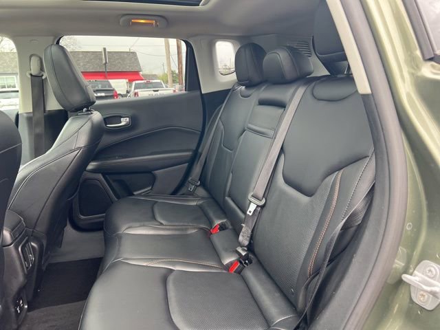 Used 2018 Jeep Compass Limited w/ Navigation Group AWD/4WD image 21