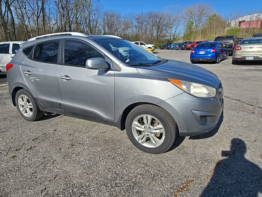 Used 2010 Hyundai Tucson GLS image 10