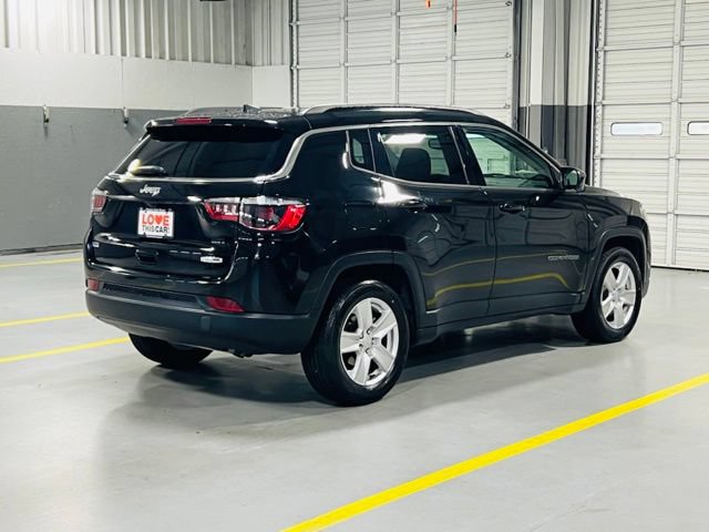 Used 2022 Jeep Compass Latitude FWD image 17