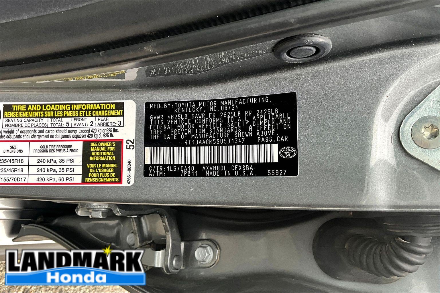 Used 2025 Toyota Camry SE FWD image 33