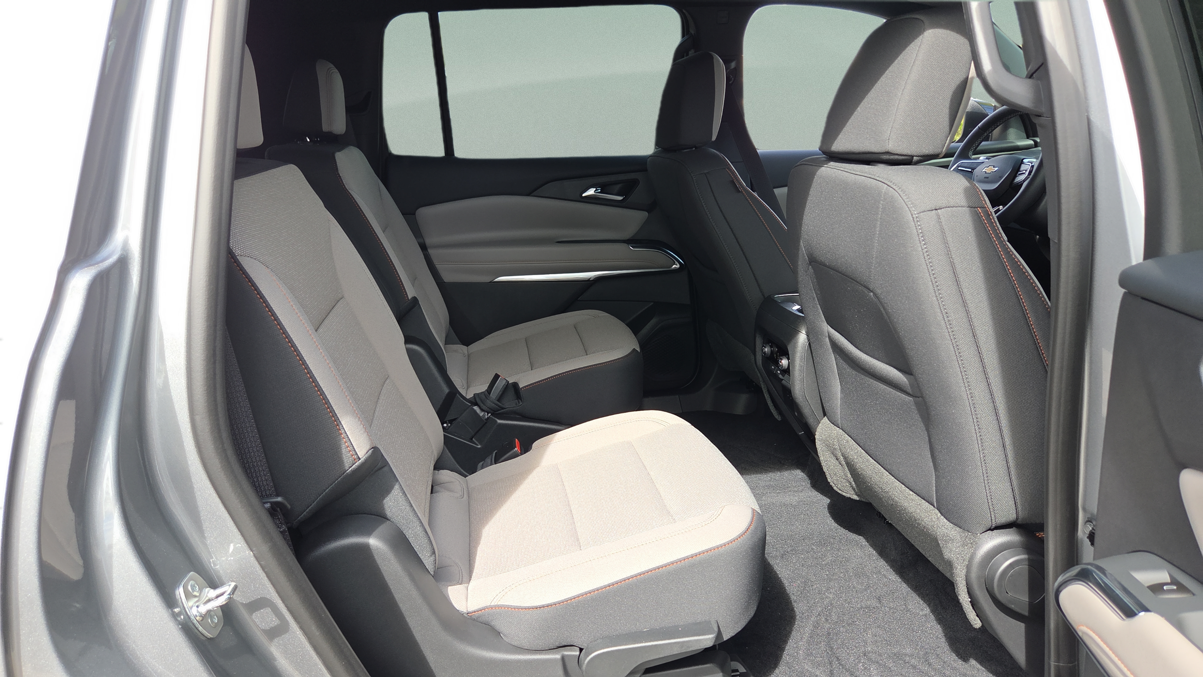 New 2026 Chevrolet Traverse LT w/ Driver Confidence Package FWD image 23