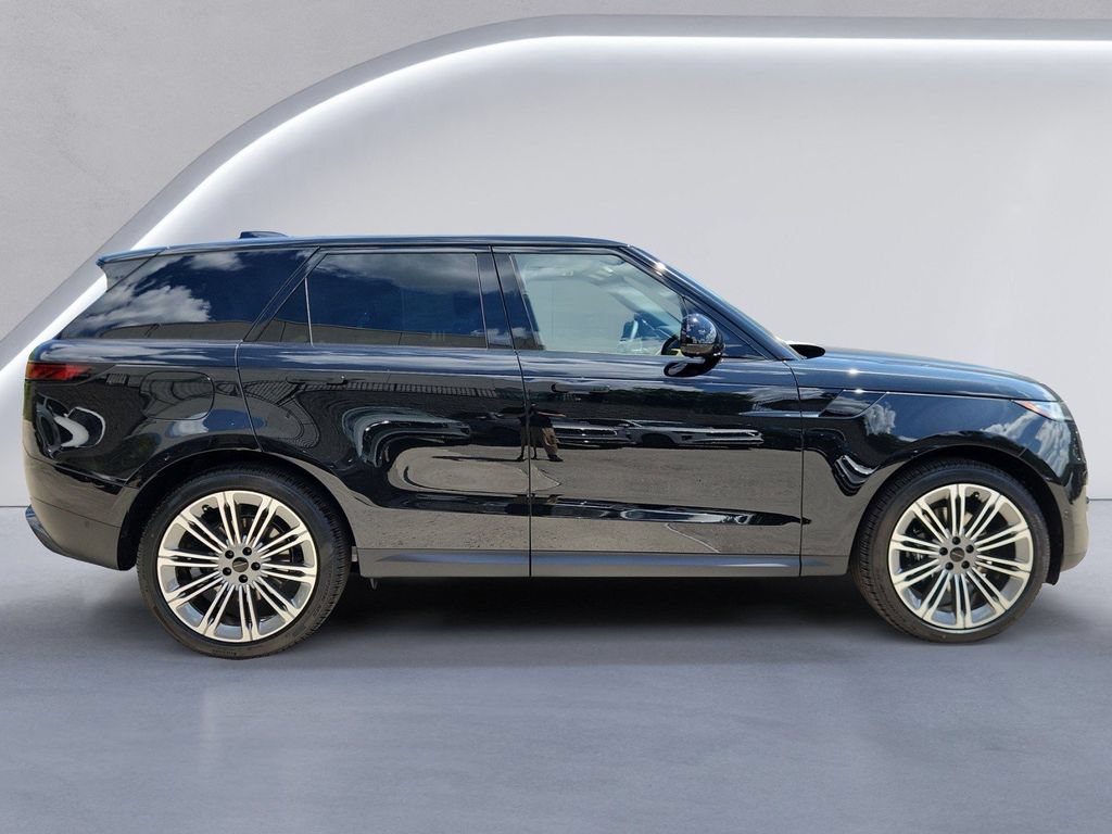 New 2026 Land Rover Range Rover Sport SE AWD/4WD image 6