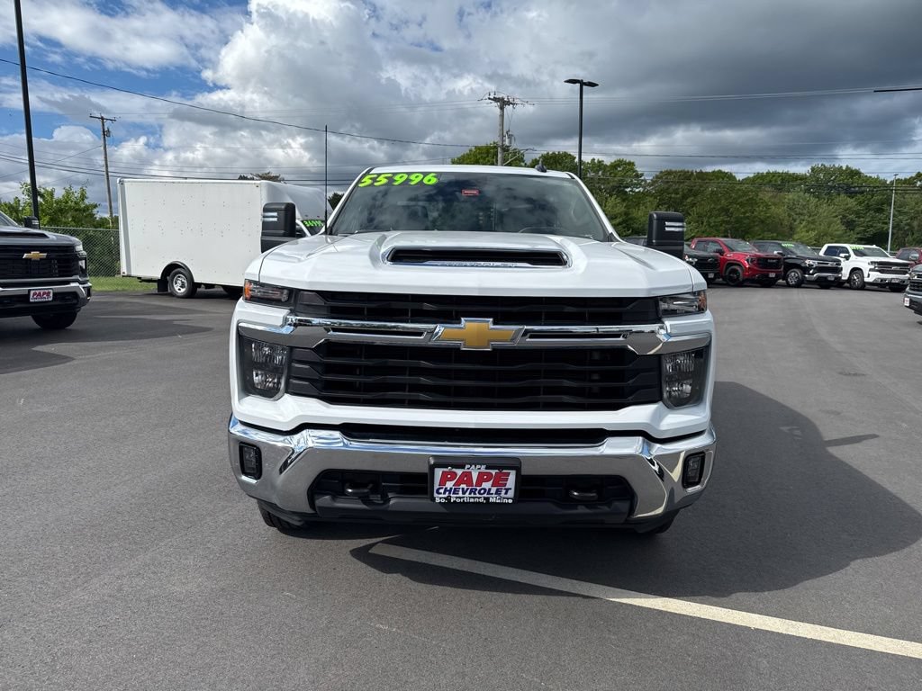 Used 2025 Chevrolet Silverado 2500 LT w/ Convenience Package AWD/4WD image 10