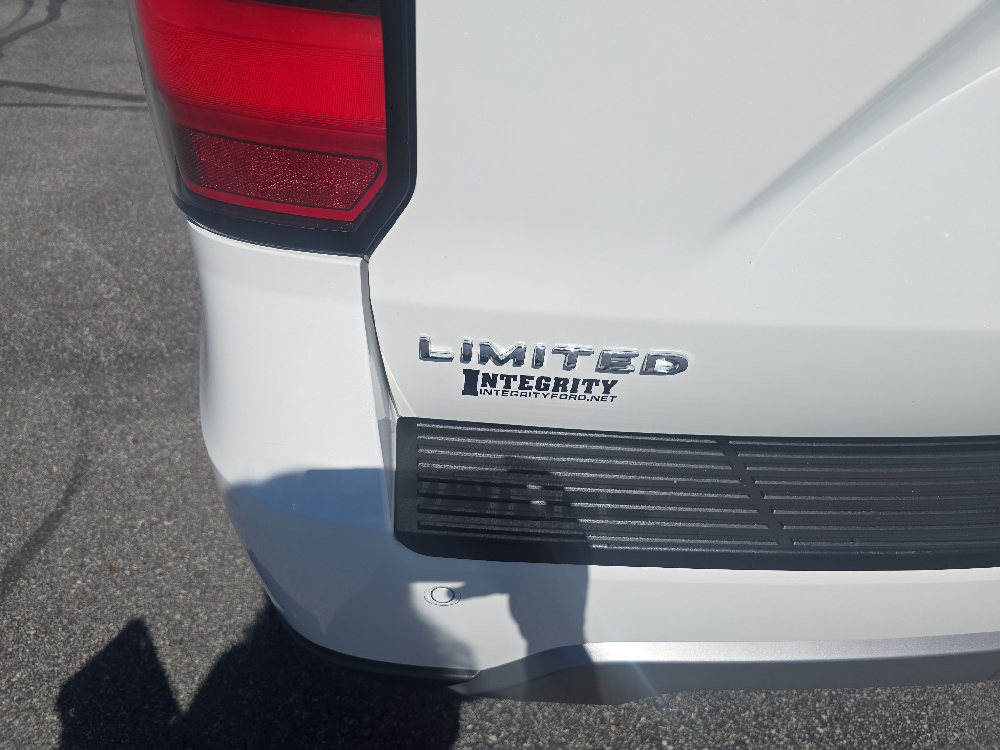 Used 2021 Ford Expedition Limited AWD/4WD image 9