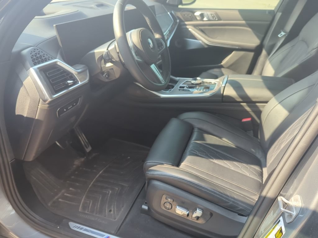 Used 2026 BMW X7 xDrive40i w/ Executive Package AWD/4WD image 12