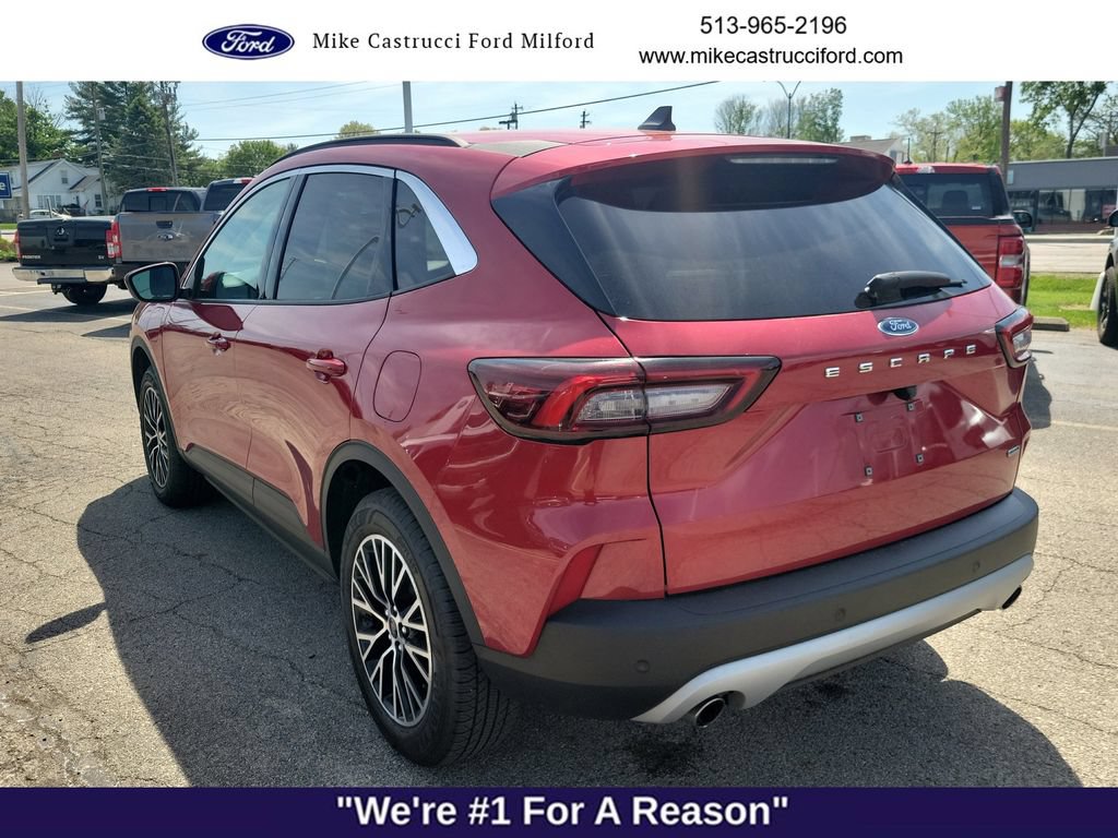 Certified 2024 Ford Escape SE FWD image 3