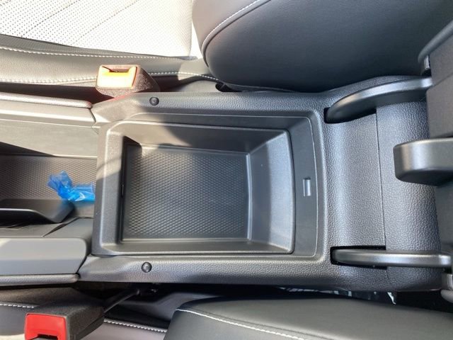 New 2025 Volkswagen Tiguan SE image 41