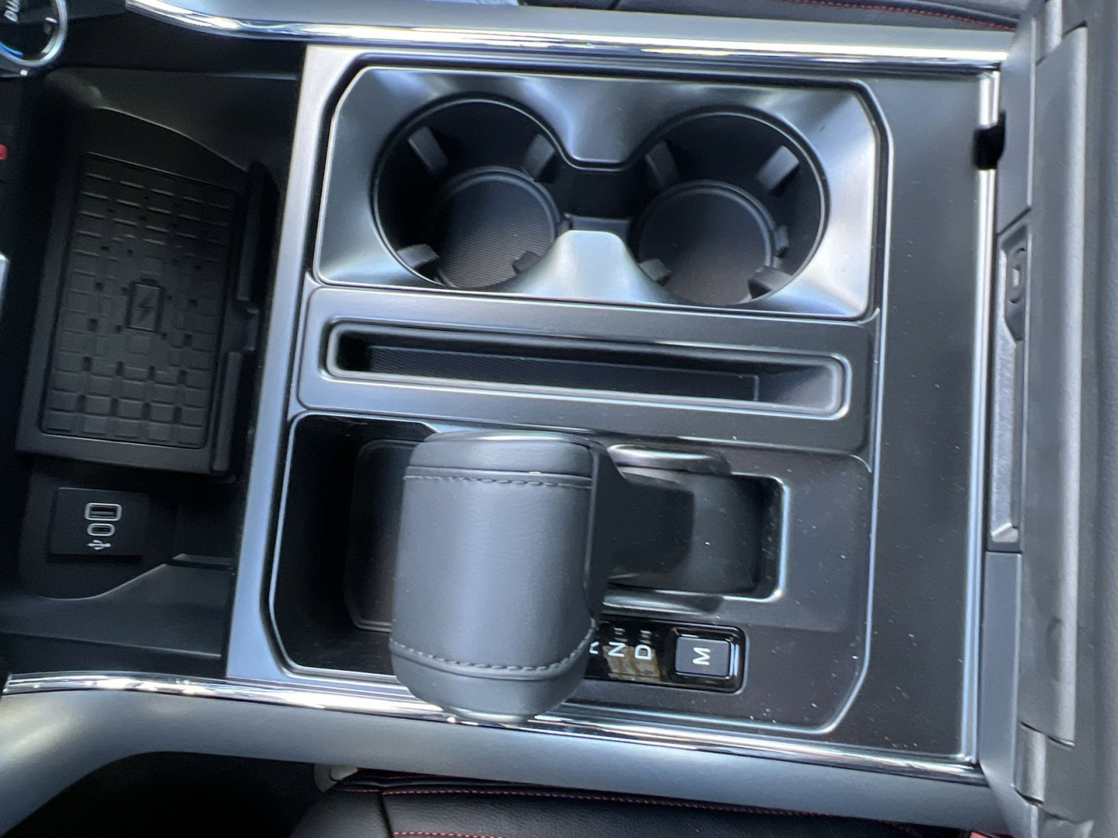 New 2025 Ford F150 XLT w/ Equipment Group 303A High image 22