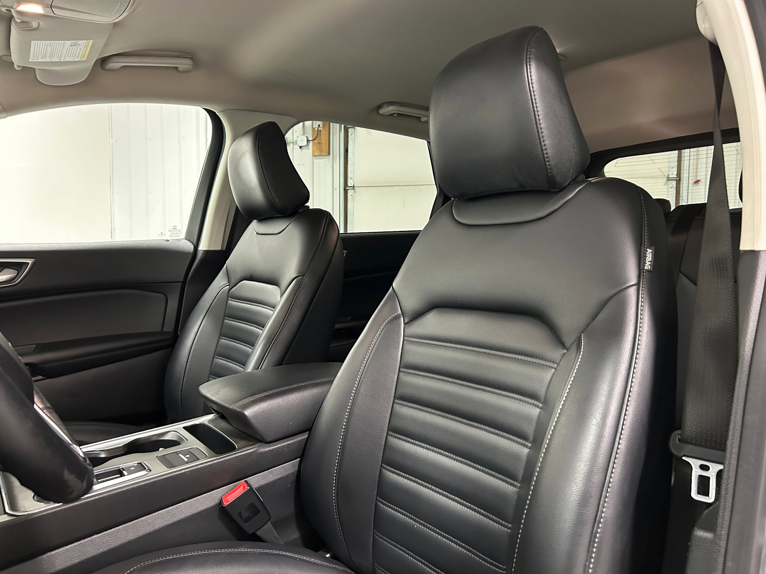 Used 2022 Ford Edge SEL w/ Convenience Package image 25
