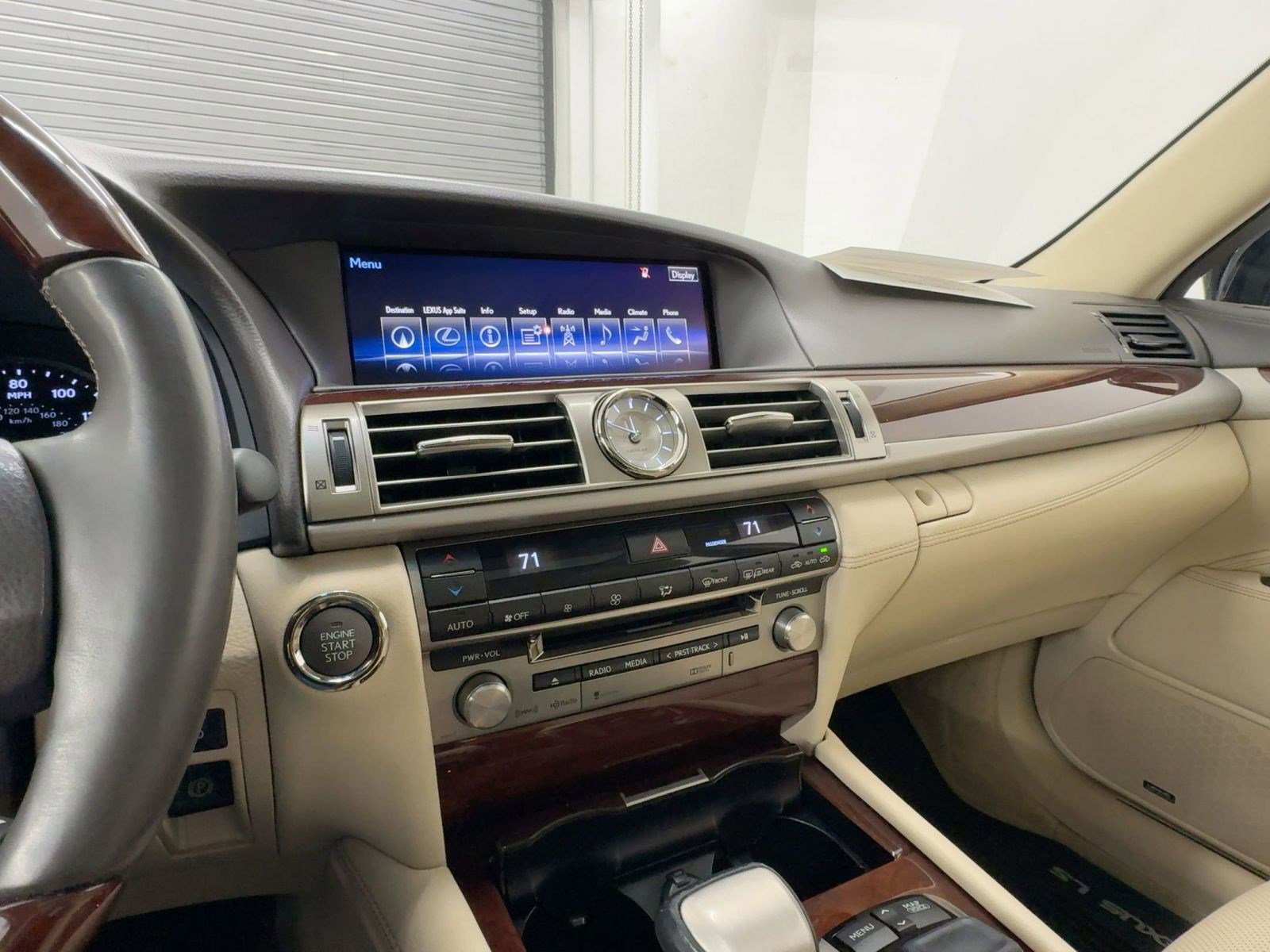 Used 2015 Lexus LS 460 w/ Comfort Package image 23