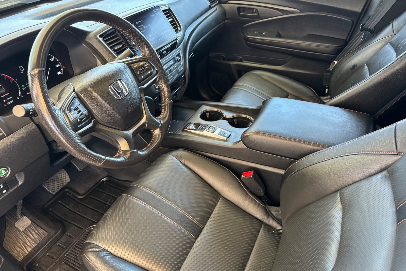 Used 2025 Honda Ridgeline TrailSport image 10