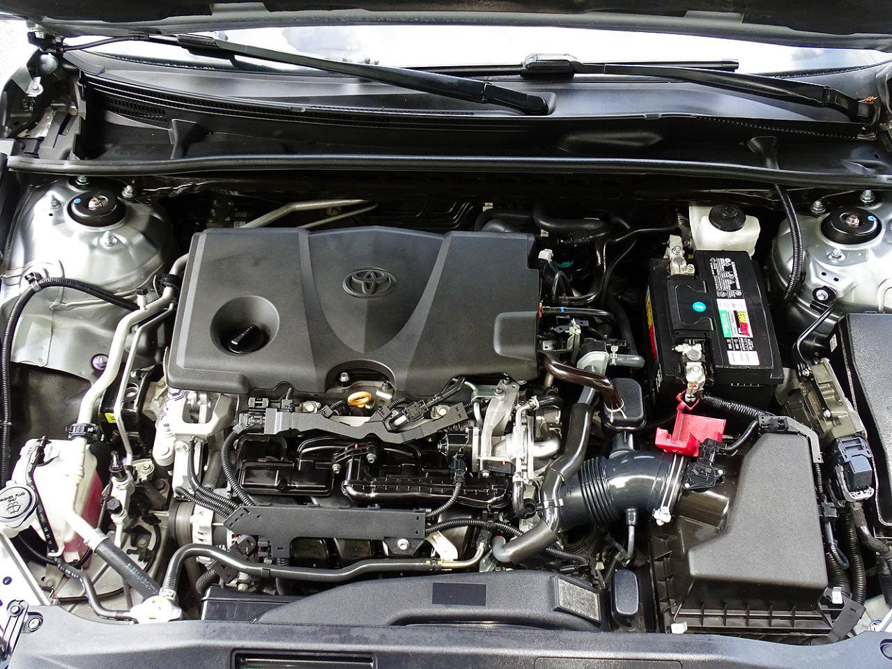 Used 2020 Toyota Camry SE FWD image 18