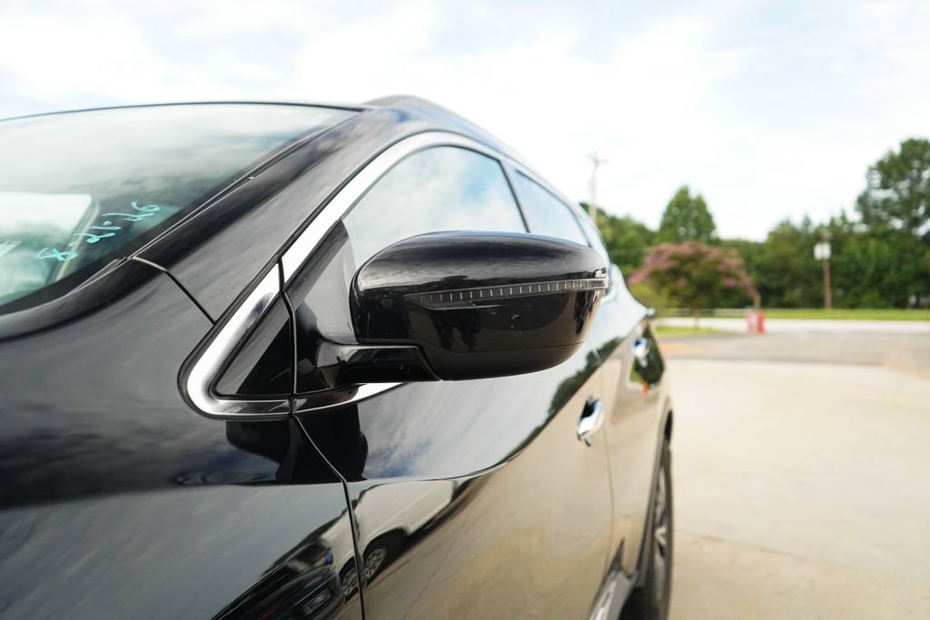 Used 2022 Nissan Murano SV FWD image 21