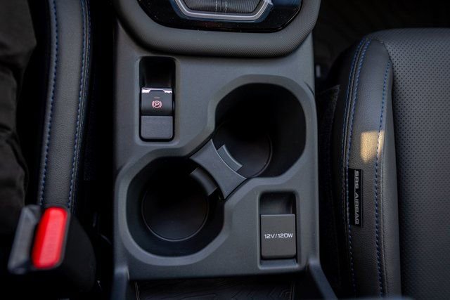 New 2025 Subaru Forester Limited w/ Popular Package #2 image 38