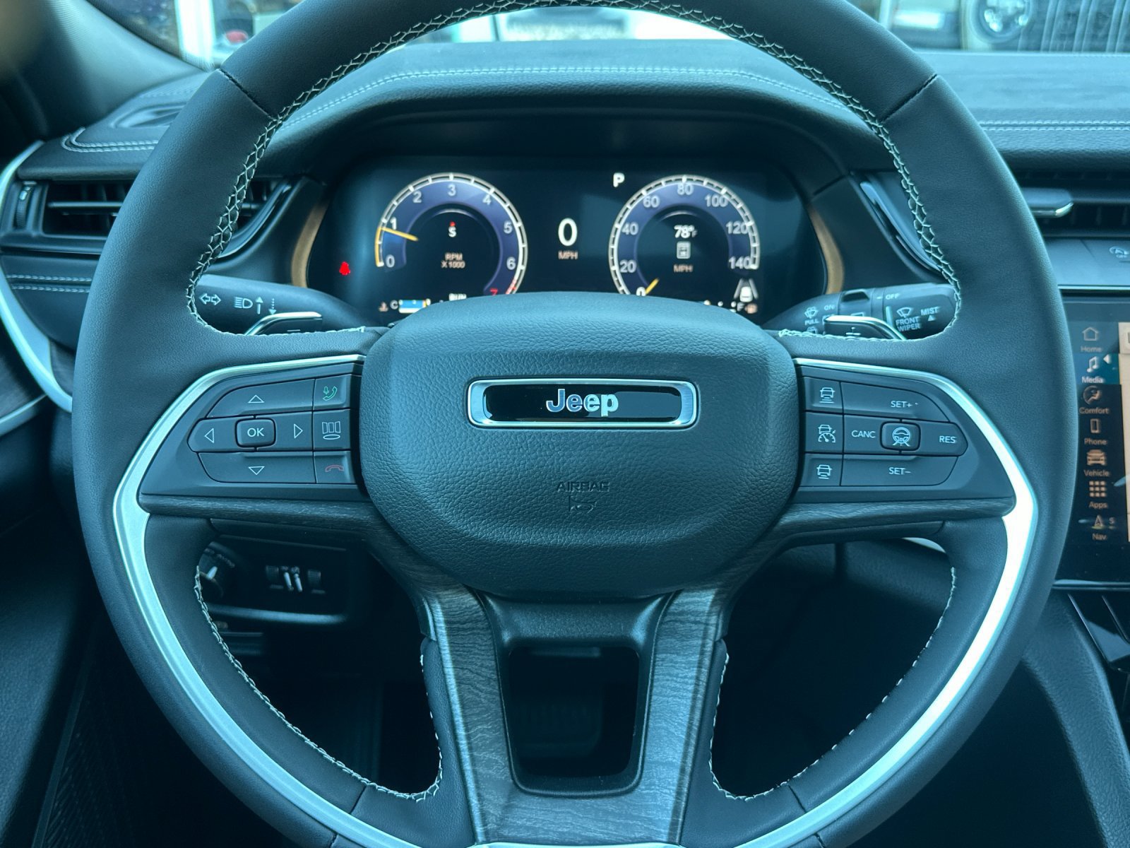 New 2027 Jeep Grand Cherokee L Limited AWD/4WD image 25