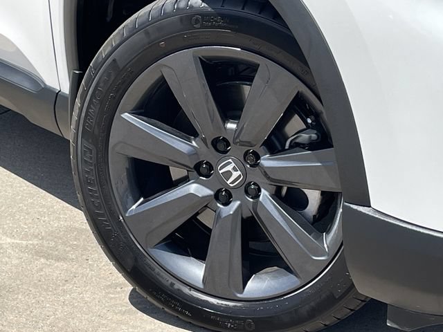 Certified 2025 Honda Pilot Sport image 10