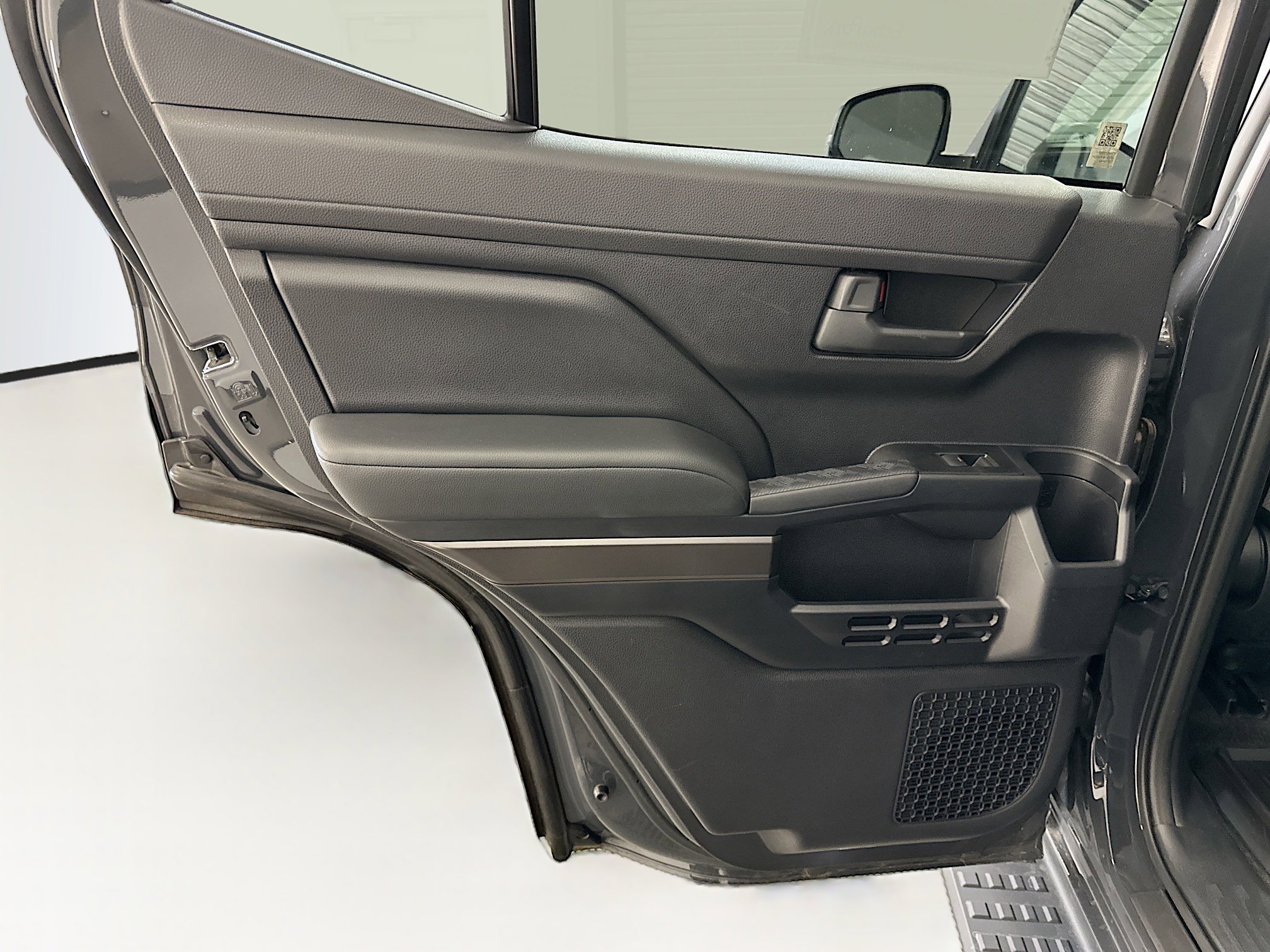 Used 2025 Toyota 4Runner TRD Off-Road image 27