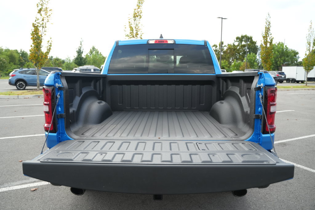 New 2026 RAM 1500 Laramie AWD/4WD image 15