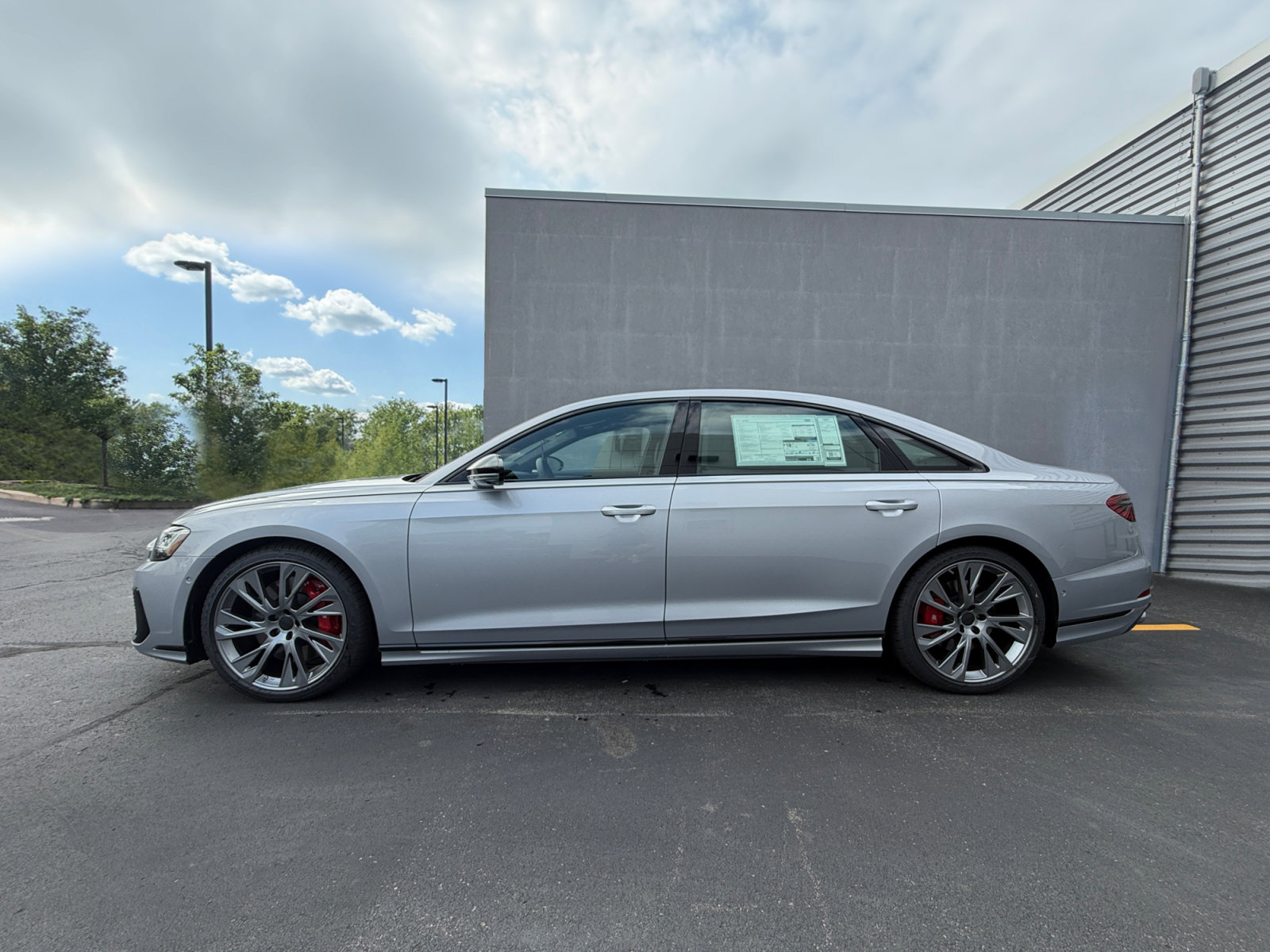 New 2027 Audi S8 AWD/4WD image 2