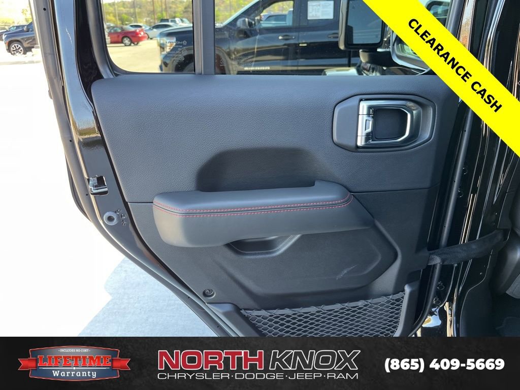 New 2025 Jeep Gladiator Rubicon image 16