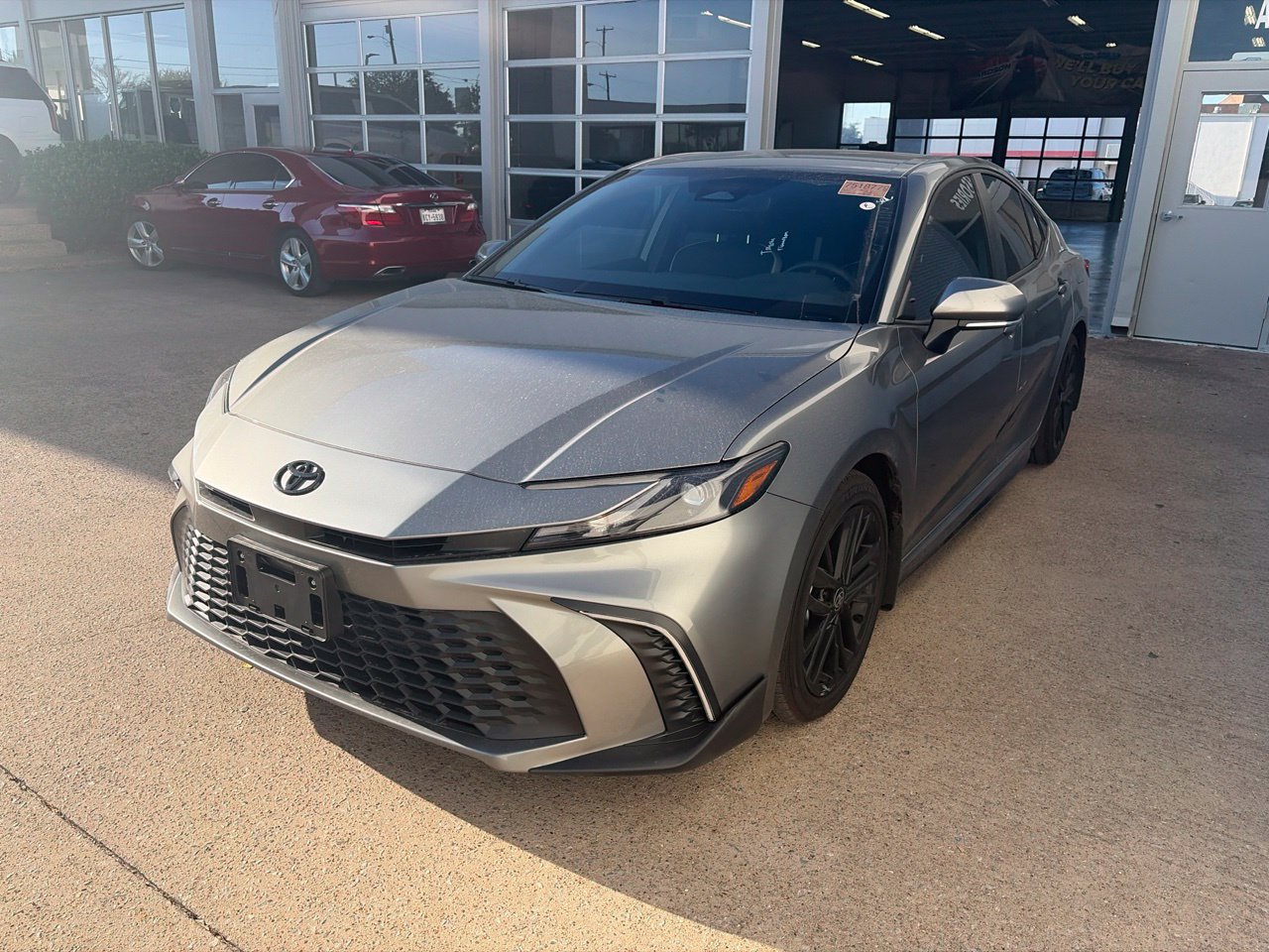 Used 2026 Toyota Camry SE w/ Convenience Package FWD image 6