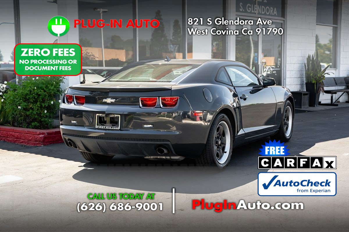 Used 2013 Chevrolet Camaro LS RWD image 4