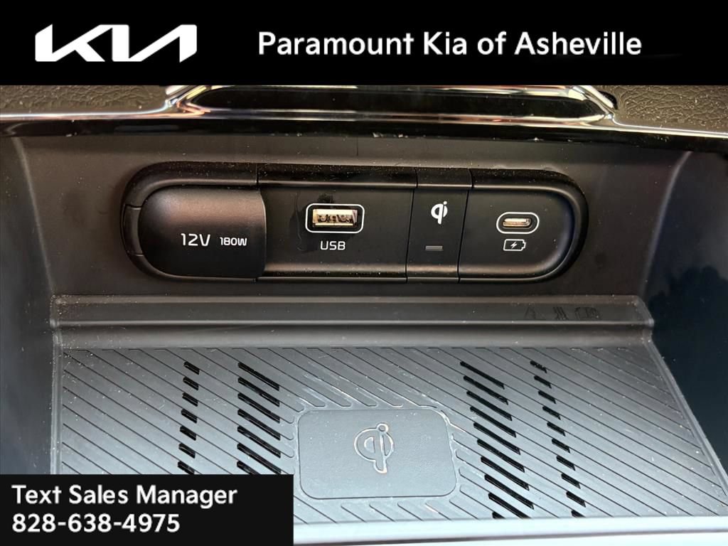Certified 2025 Kia Sportage EX AWD/4WD image 15