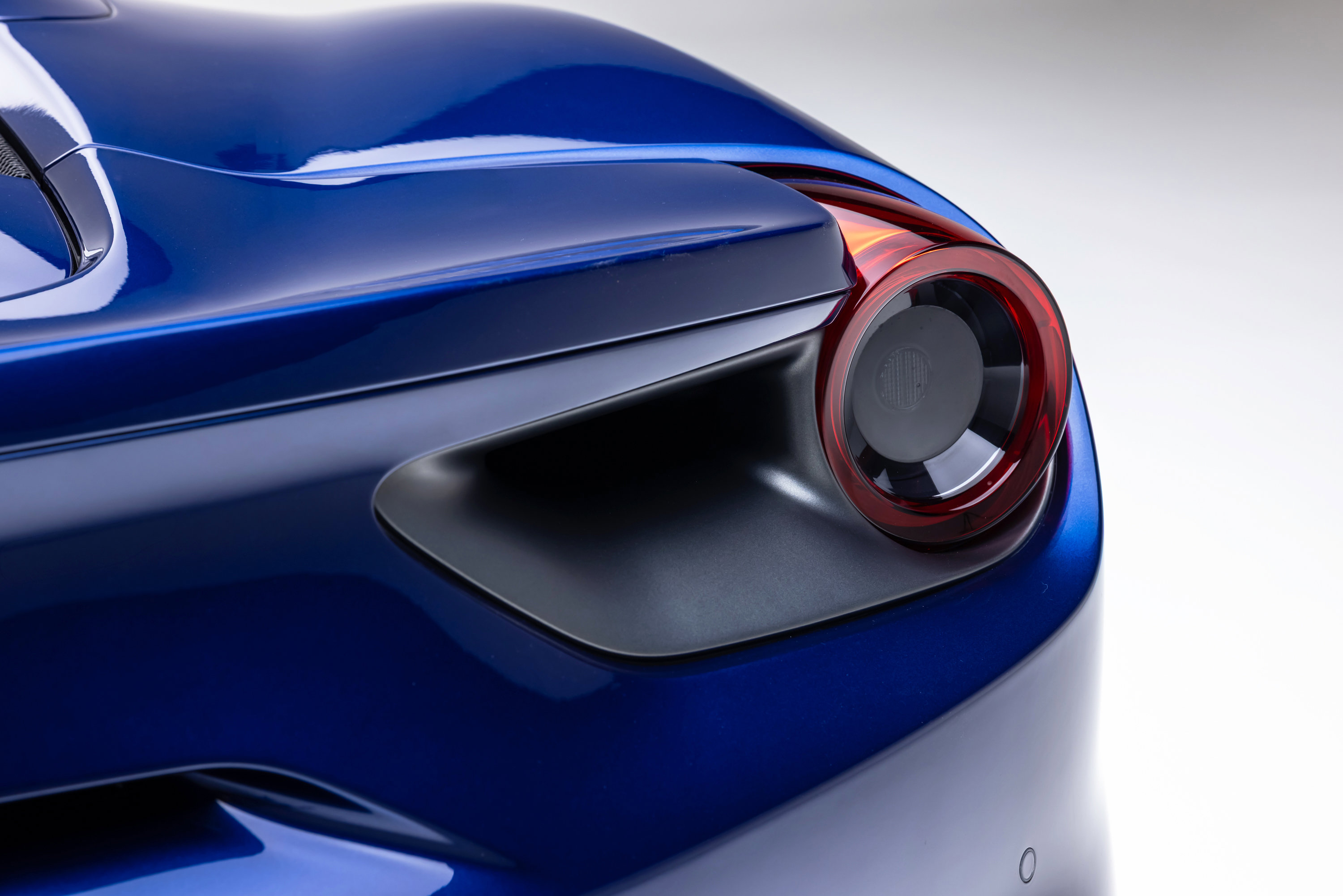 Certified 2017 Ferrari 488 Spider RWD image 28