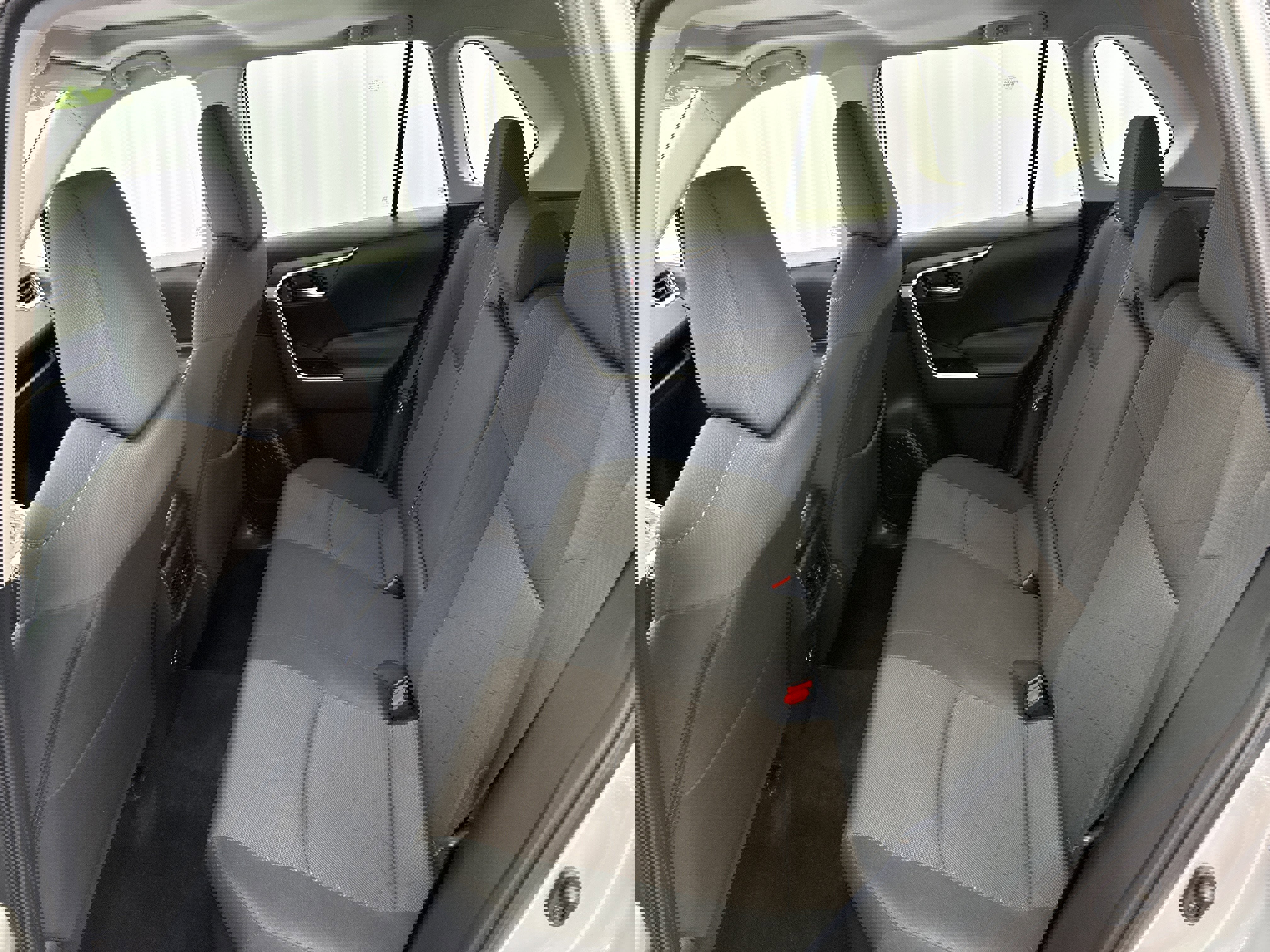 Used 2024 Toyota RAV4 XLE w/ Convenience Package image 16