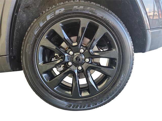 Used 2019 Jeep Grand Cherokee Altitude image 38