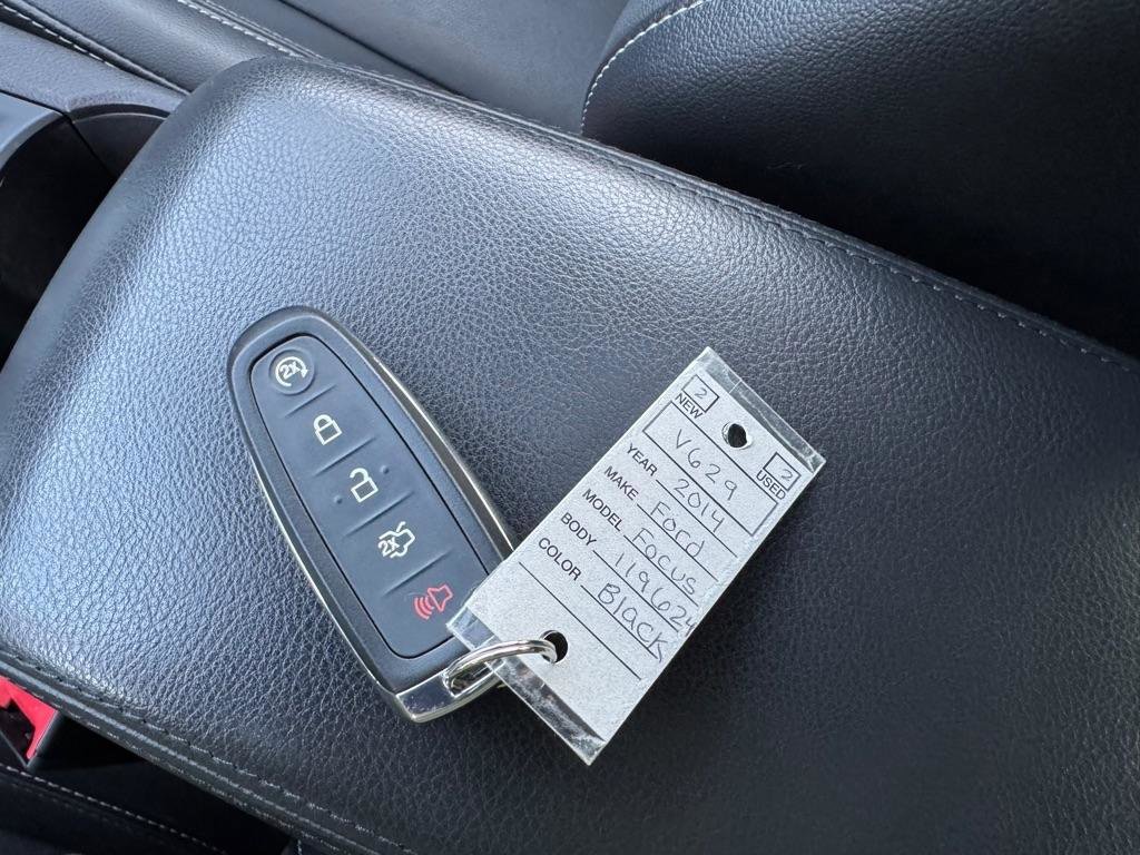 Used 2014 Ford Focus Titanium image 36